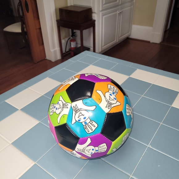Pillsbury Doughboy soccer ⚽️ ball - Picture 6 of 8